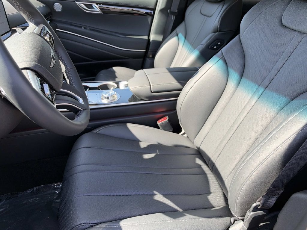 2027 Genesis GV80 2.5T