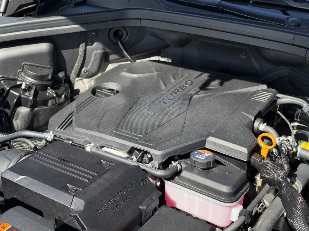 2027 Genesis GV80 2.5T