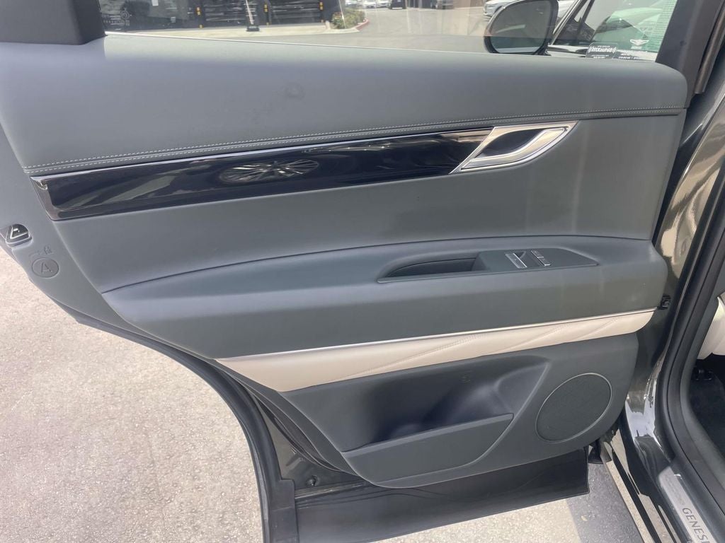 2025 Genesis GV80 2.5T