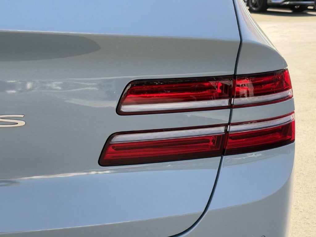 2027 Genesis GV80 2.5T