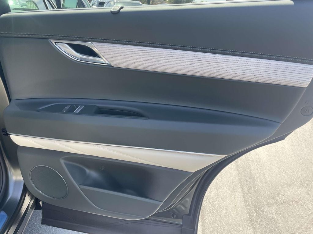 2026 Genesis GV80 2.5T
