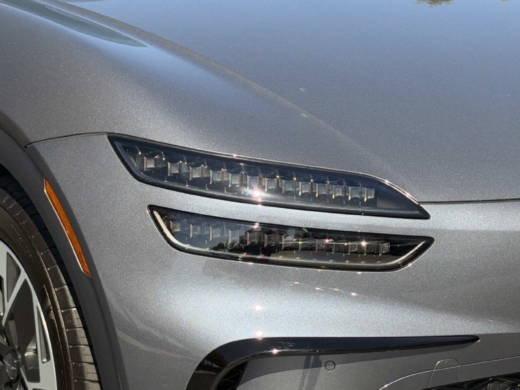 2027 Genesis GV60 STANDARD
