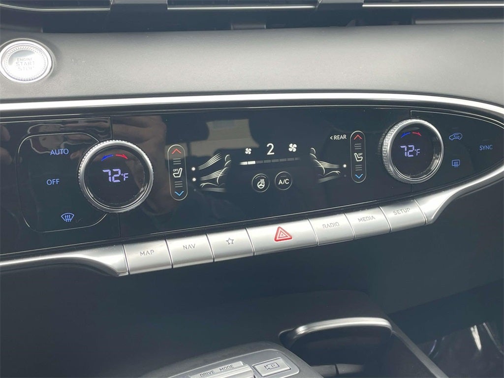 2023 Genesis GV70 2.5T