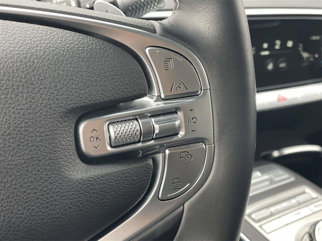 2023 Genesis GV70 2.5T