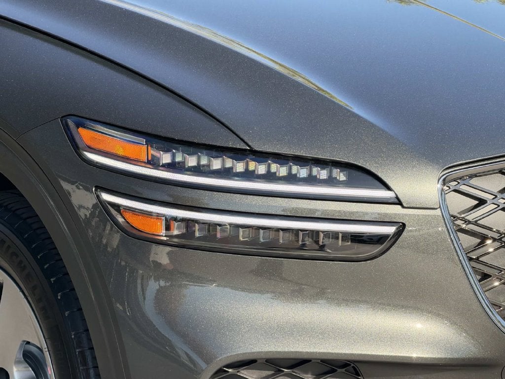 2027 Genesis GV70 2.5T