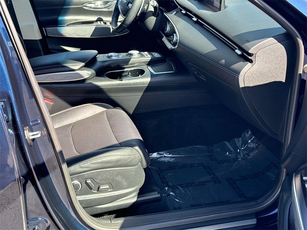 2022 Genesis GV70 2.5T