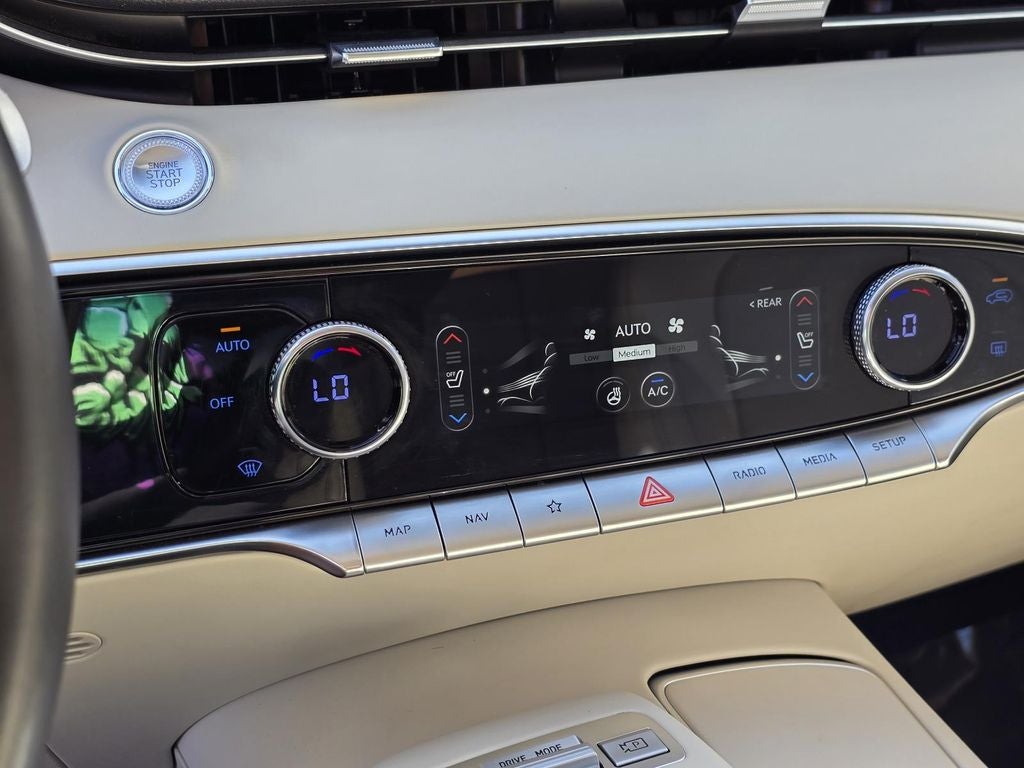 2023 Genesis GV70 2.5T Select