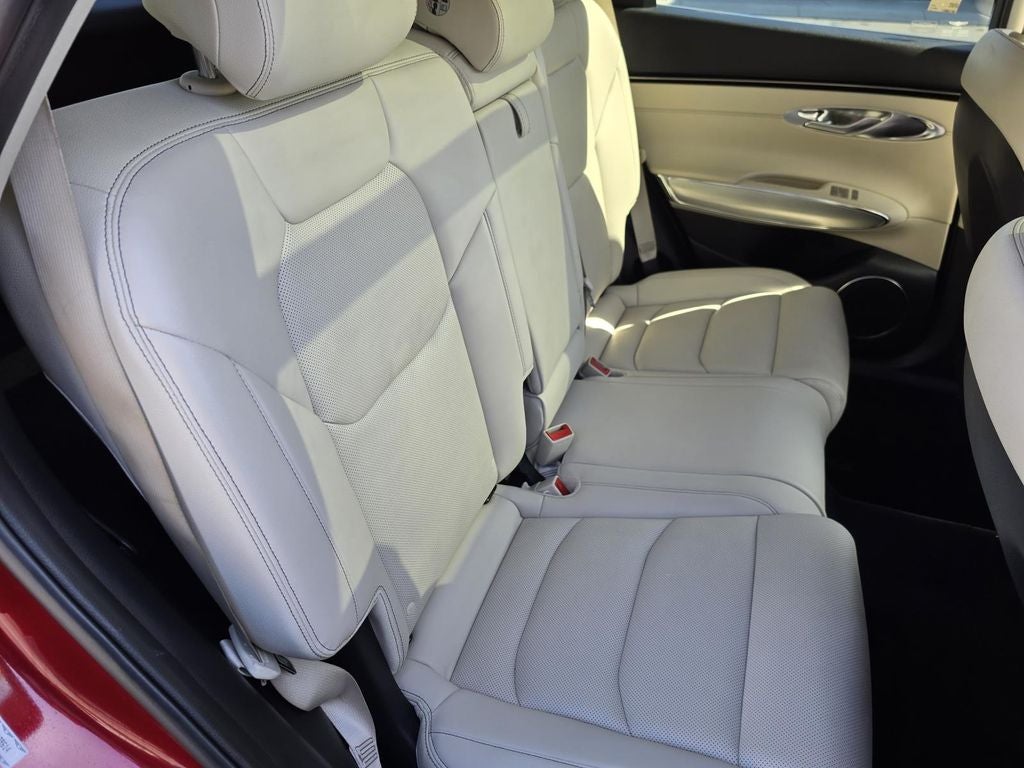 2023 Genesis GV70 2.5T Select