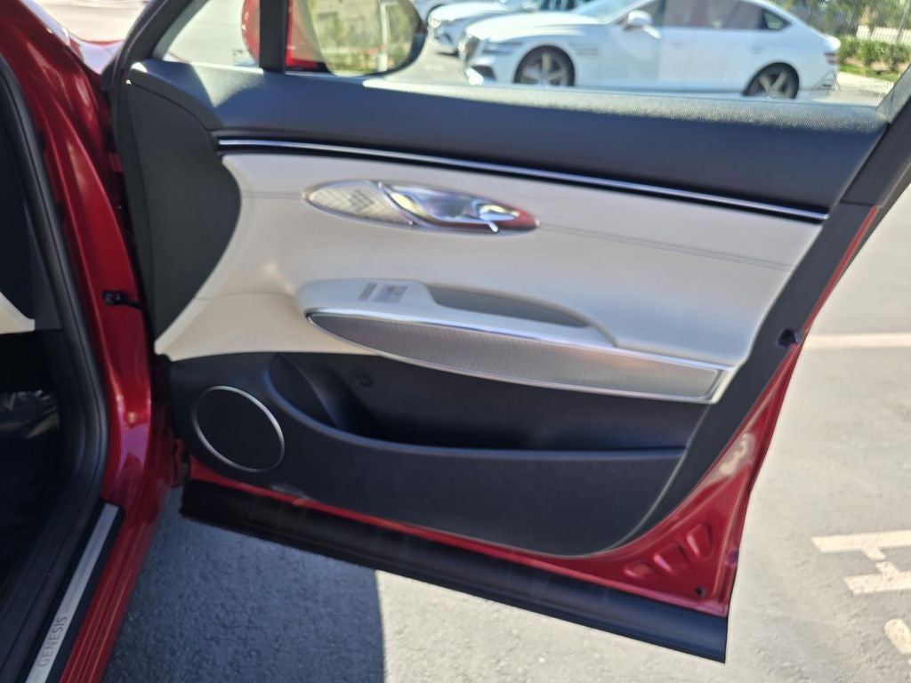 2023 Genesis GV70 2.5T Select