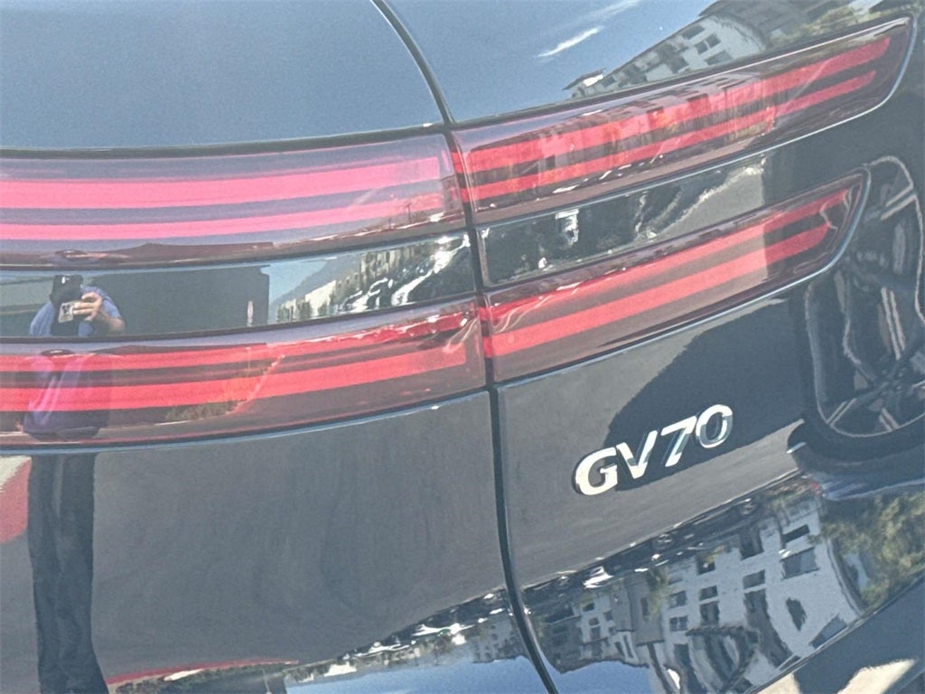 2025 Genesis GV70 2.5T Sport Prestige