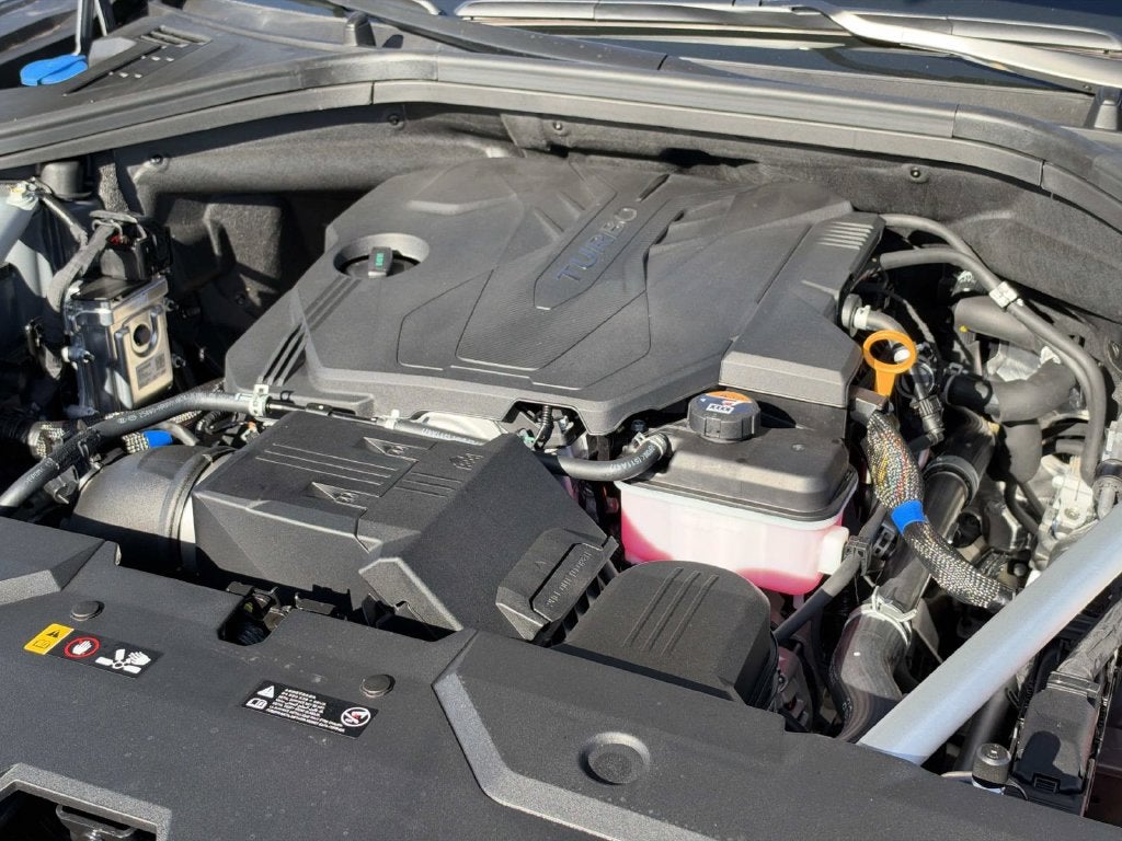 2027 Genesis GV70 2.5T