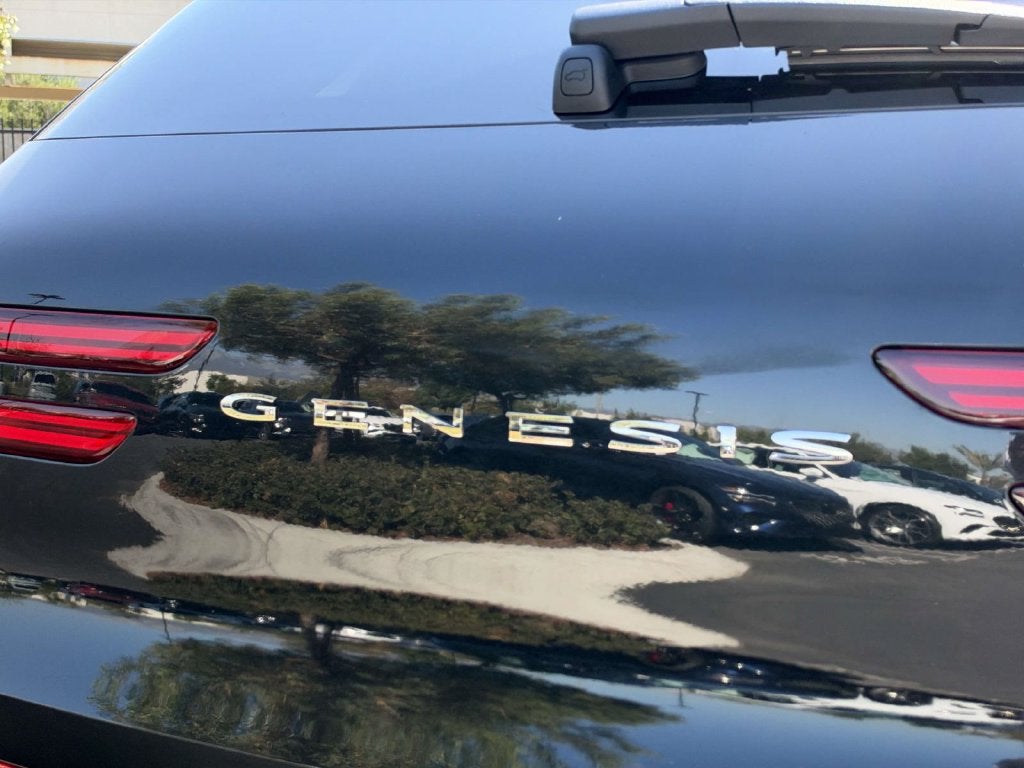 2027 Genesis GV70 2.5T