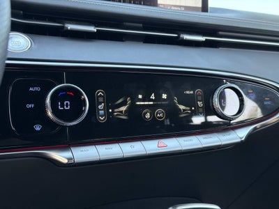 2023 Genesis GV70 2.5T Sport Prestige