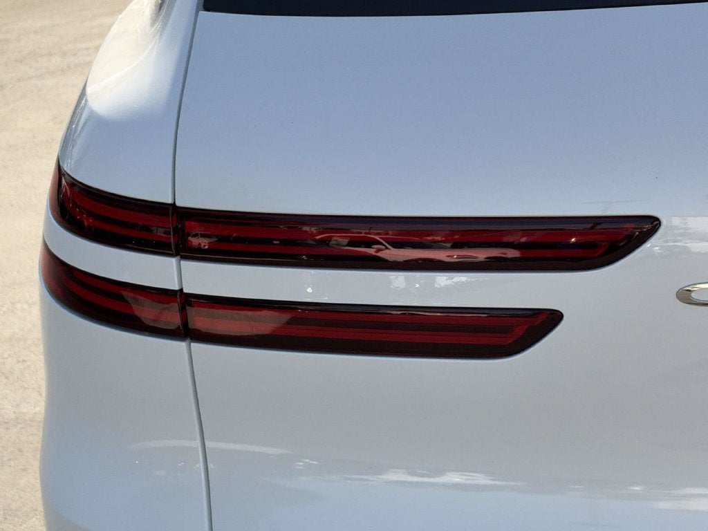 2027 Genesis GV70 2.5T SELECT