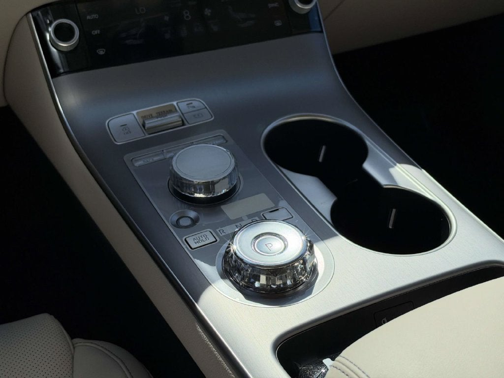 2027 Genesis GV70 2.5T ADVANCED