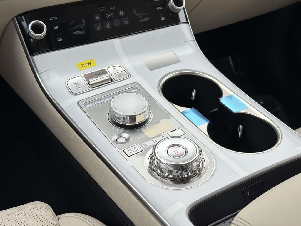 2027 Genesis GV70 2.5T ADVANCED