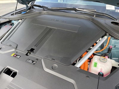 2027 Genesis Electrified GV70 STANDARD