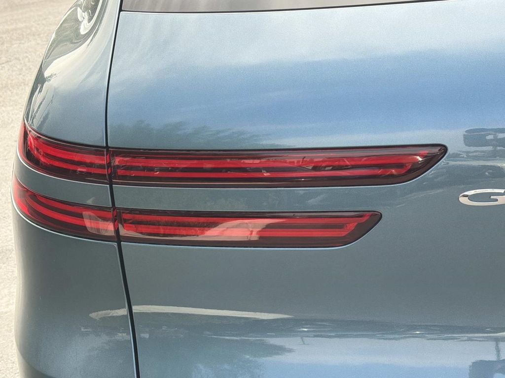 2027 Genesis Electrified GV70 STANDARD