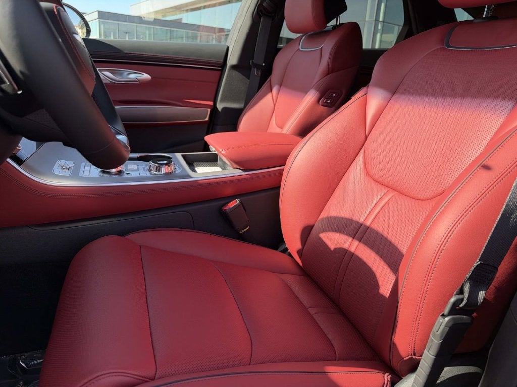 2027 Genesis GV70 2.5T SPORT PRESTIGE