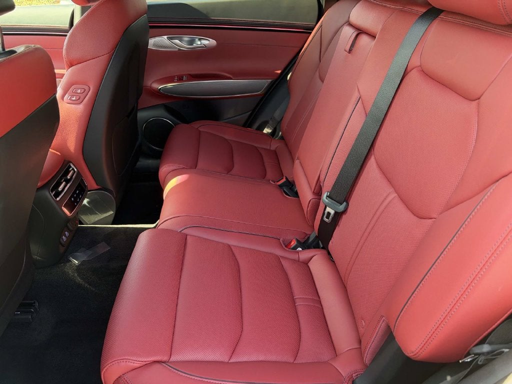 2027 Genesis GV70 2.5T SPORT PRESTIGE