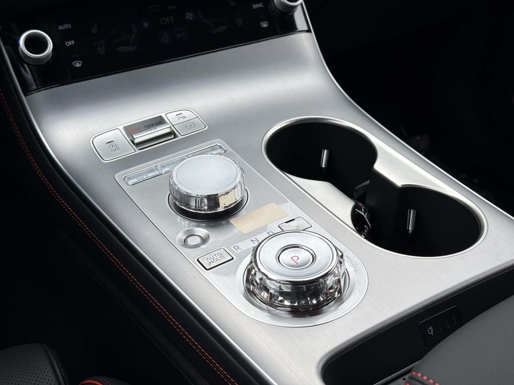 2027 Genesis GV70 2.5T SPORT PRESTIGE