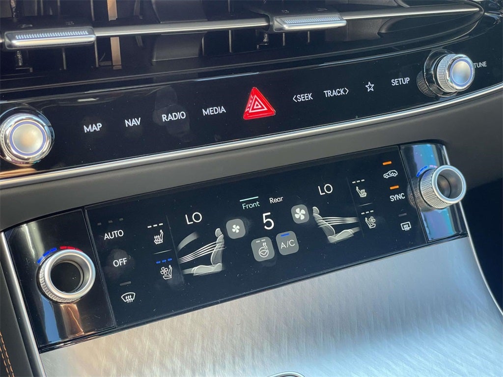 2026 Genesis GV70 2.5T SPORT PRESTIGE