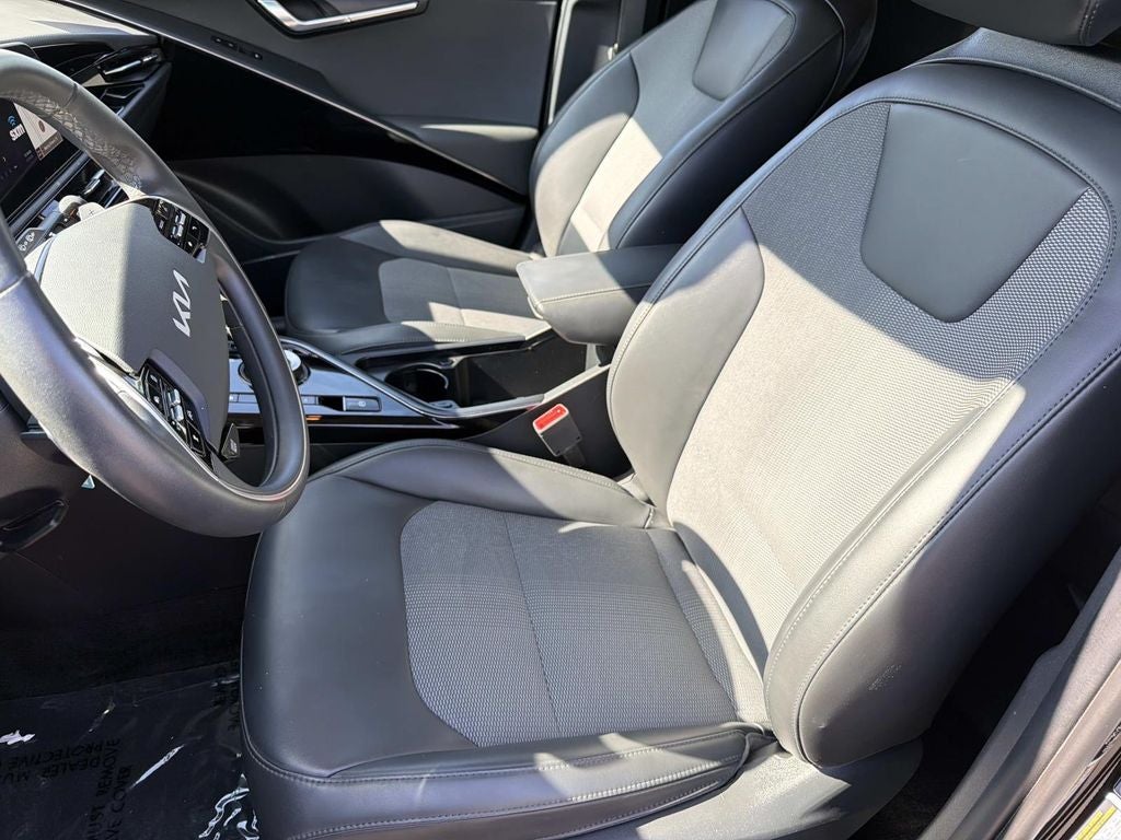 2025 Kia Niro Plug-In Hybrid EX