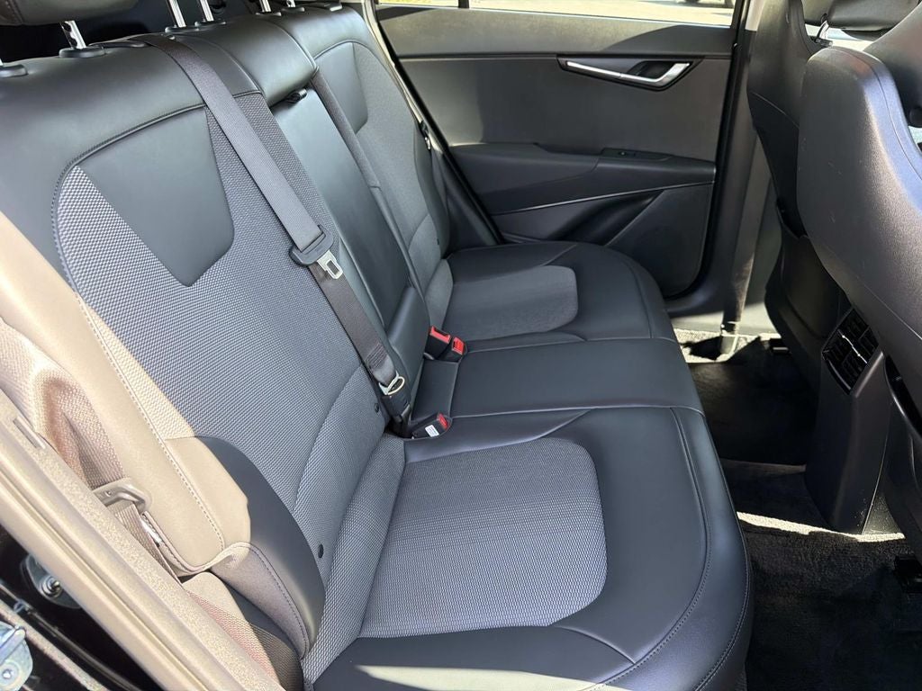 2025 Kia Niro Plug-In Hybrid EX