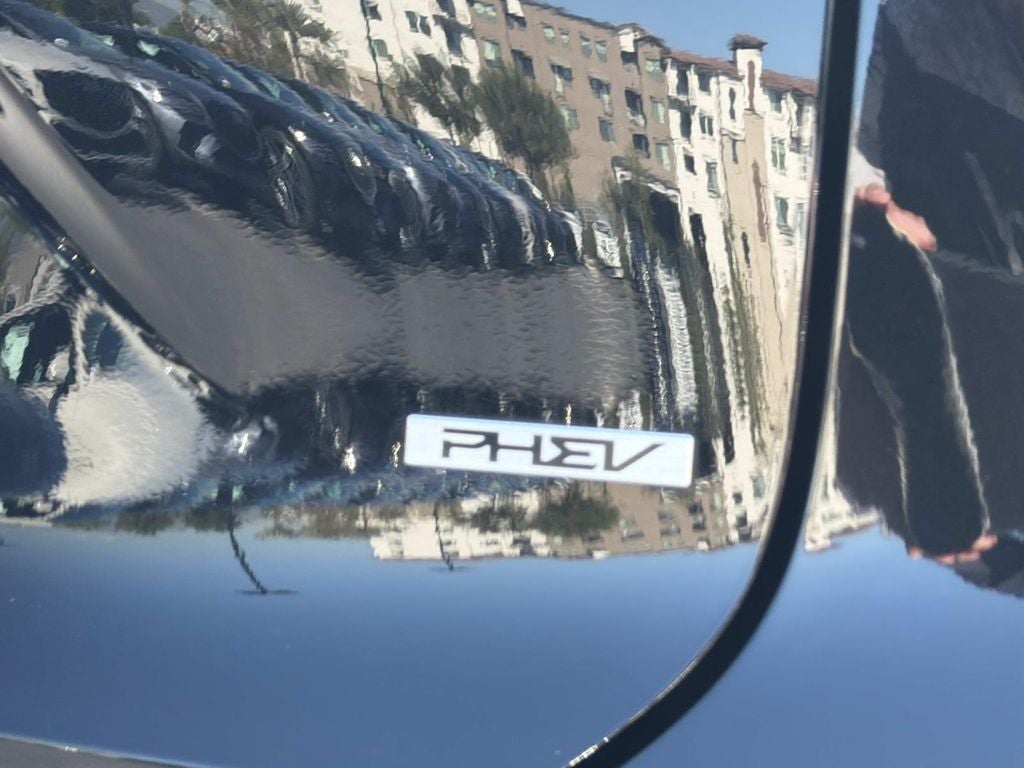 2025 Kia Niro Plug-In Hybrid EX