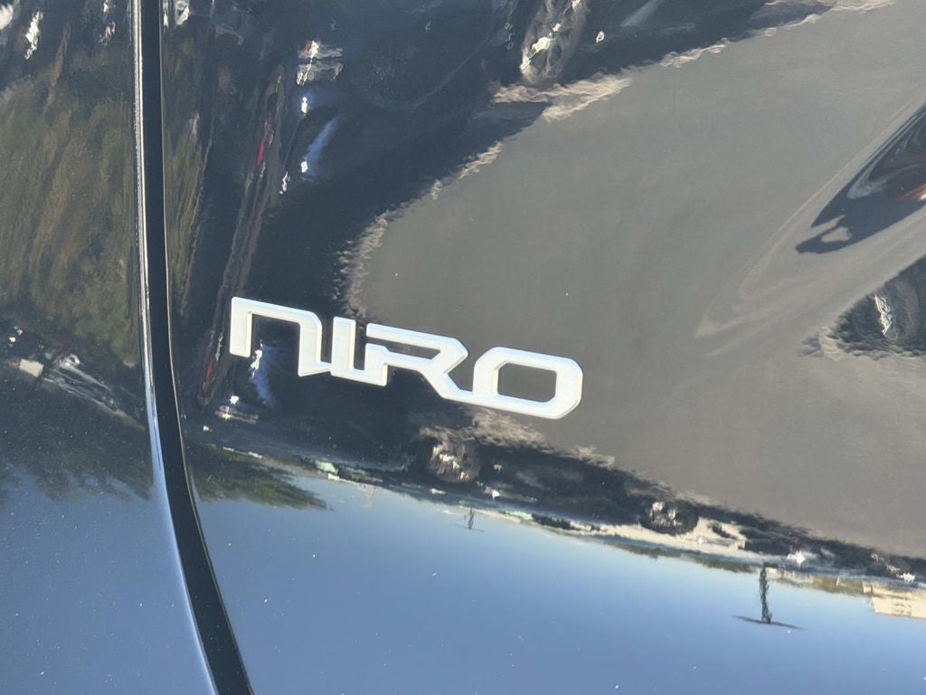 2025 Kia Niro Plug-In Hybrid EX
