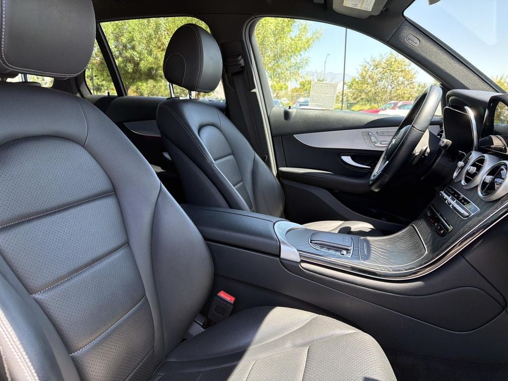 2022 Mercedes-Benz GLC GLC 300