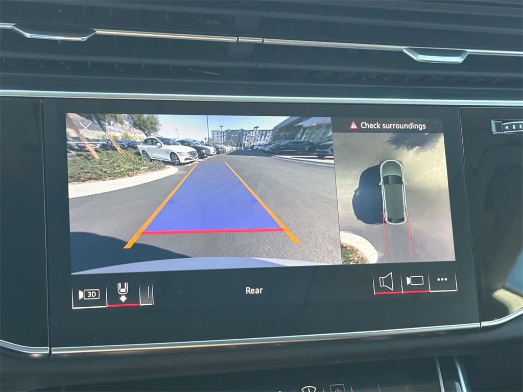 2022 Audi Q8 55 Prestige quattro