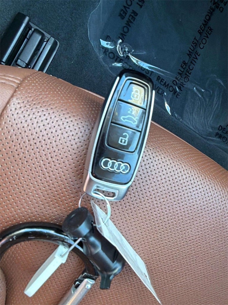 2022 Audi Q8 55 Prestige quattro