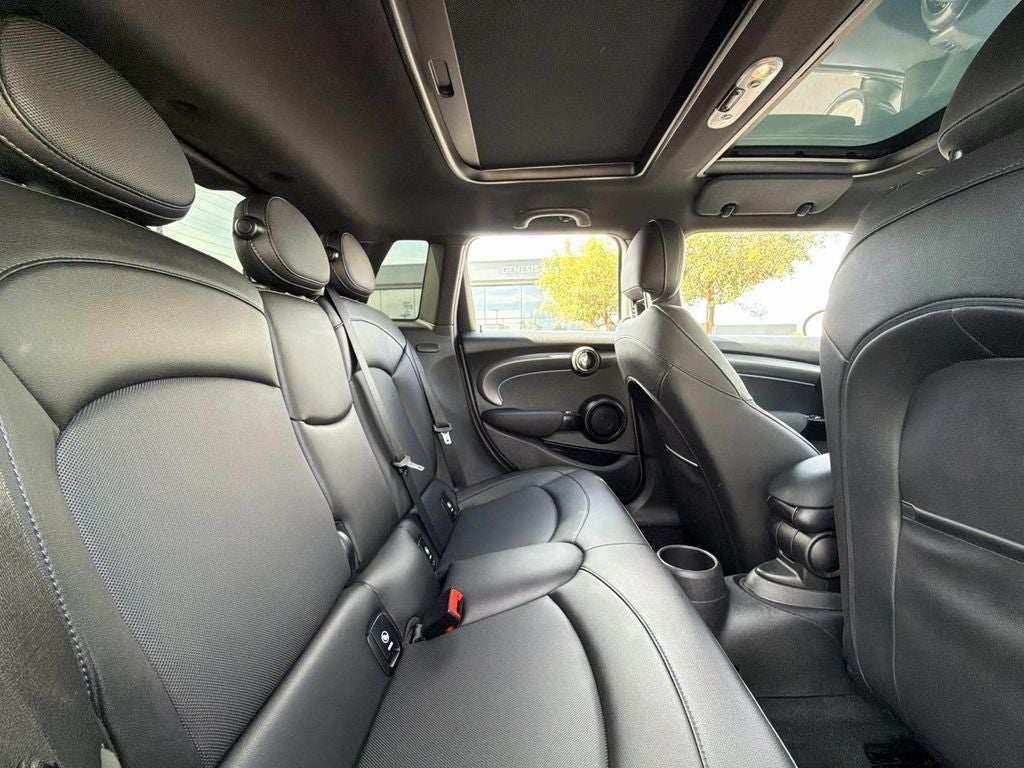 2022 MINI Cooper S Signature