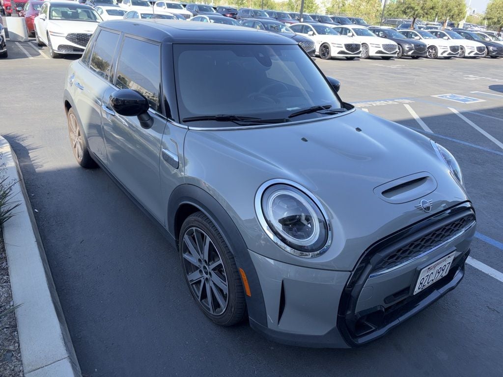 2022 MINI Cooper S Signature