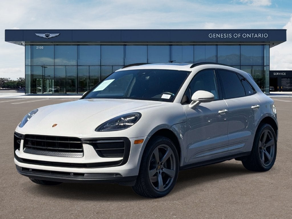 2022 Porsche Macan