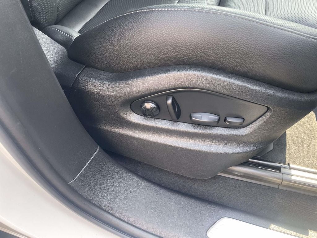 2024 Porsche Cayenne AWD