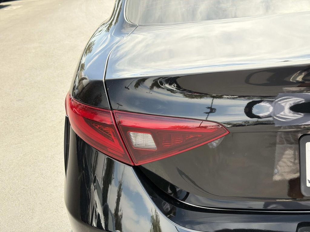 2020 Alfa Romeo Giulia Base