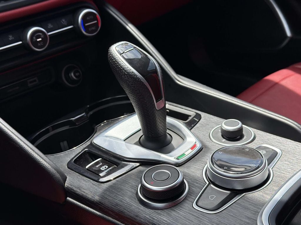 2020 Alfa Romeo Giulia Base