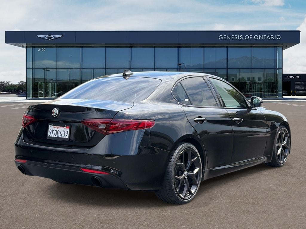 2020 Alfa Romeo Giulia Base