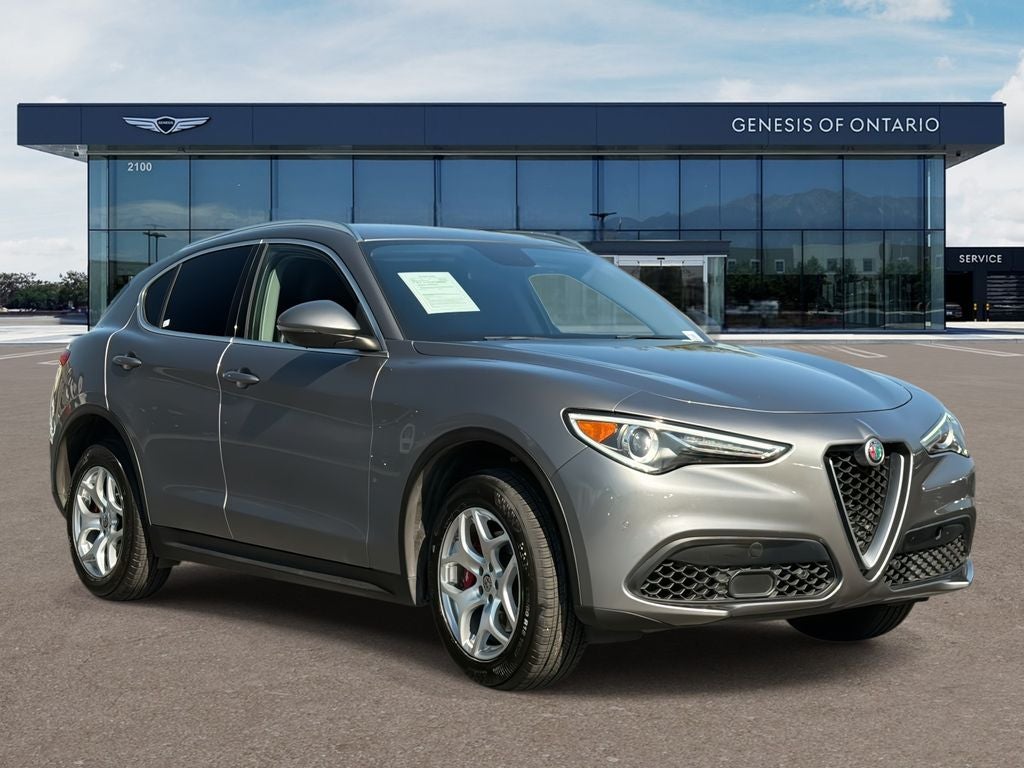 2019 Alfa Romeo Stelvio Base