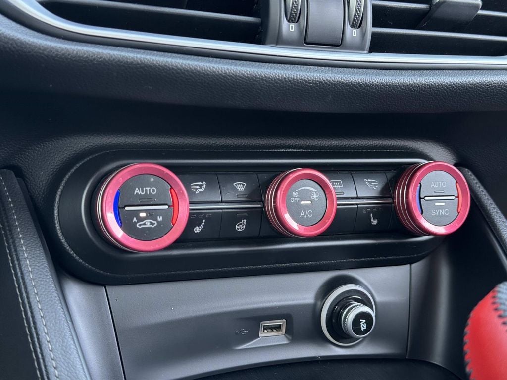 2019 Alfa Romeo Stelvio Base