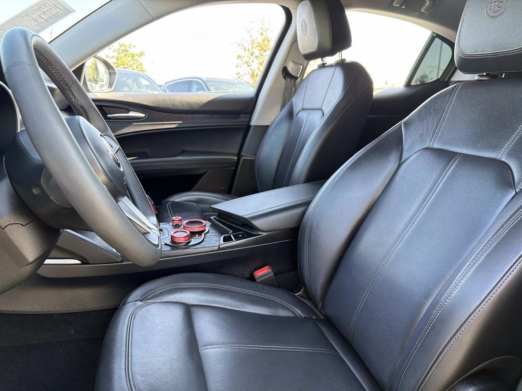 2019 Alfa Romeo Stelvio Base