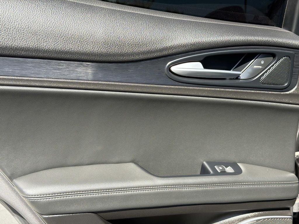 2019 Alfa Romeo Stelvio Base