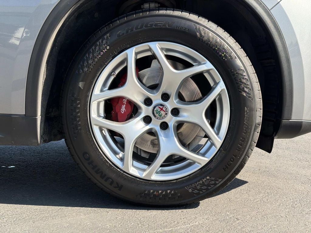 2019 Alfa Romeo Stelvio Base