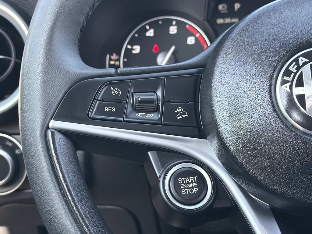 2019 Alfa Romeo Stelvio Base