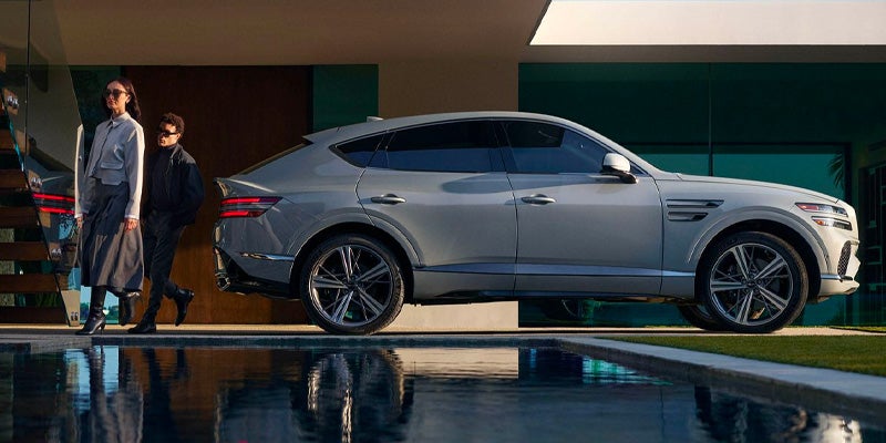 Modern GV80 Coupe profile view